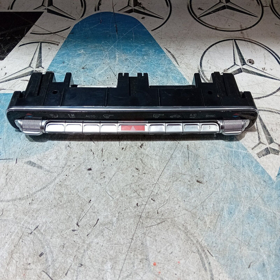 MERCEDES A CLASS HEATER AC CLIMATE CONTROLS A2479053402 2018-2023
