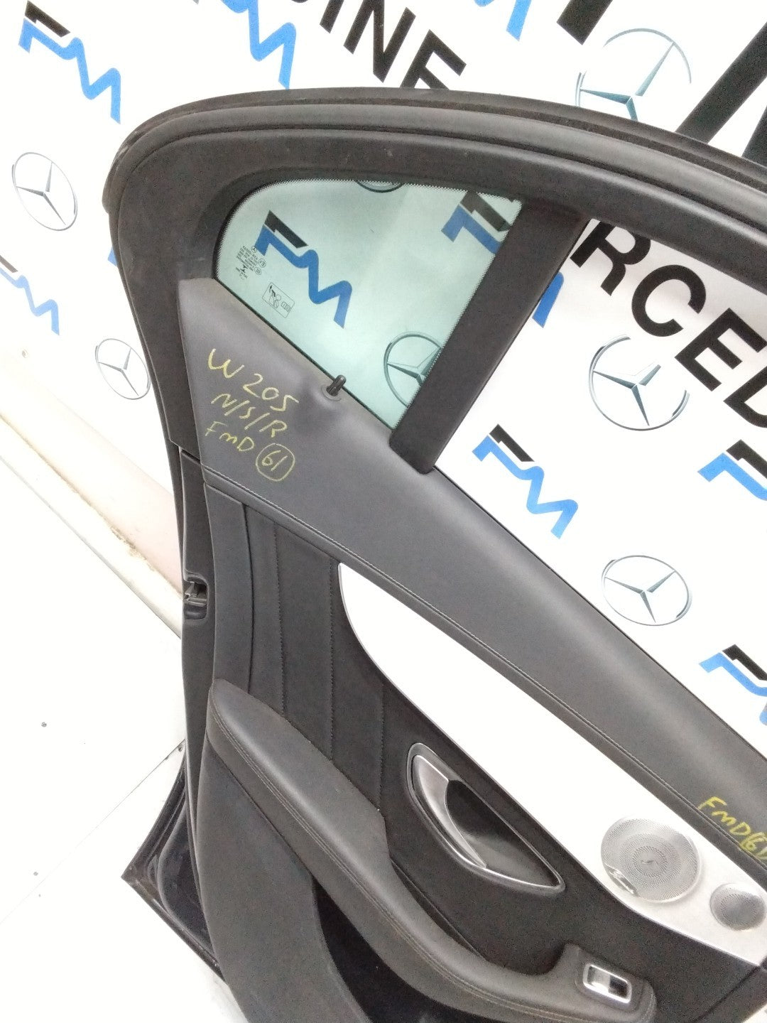 MERCEDES  BENZ  C-CLASS W205 PASSENGER SIDE REAR DOOR N/S/R COMPLETE GREY FMD61