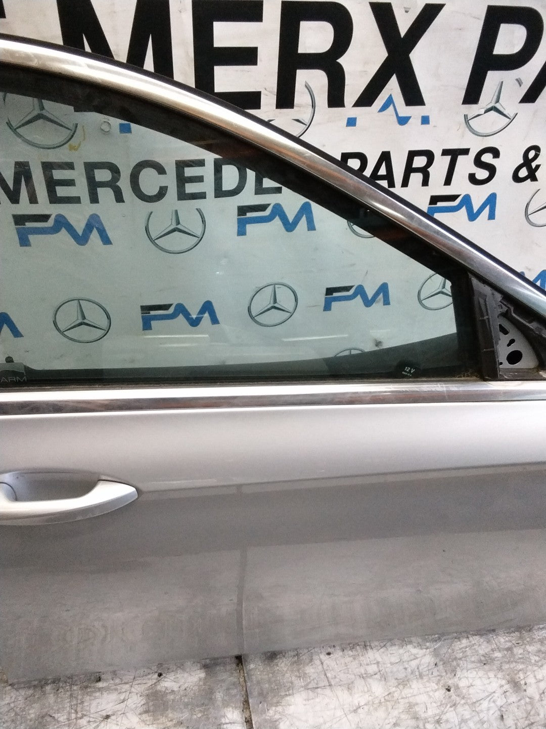 MERCEDES E-CLASS W213 SLN DRIVER FRONT DOOR OSF SILVER 2016-20 FMD556