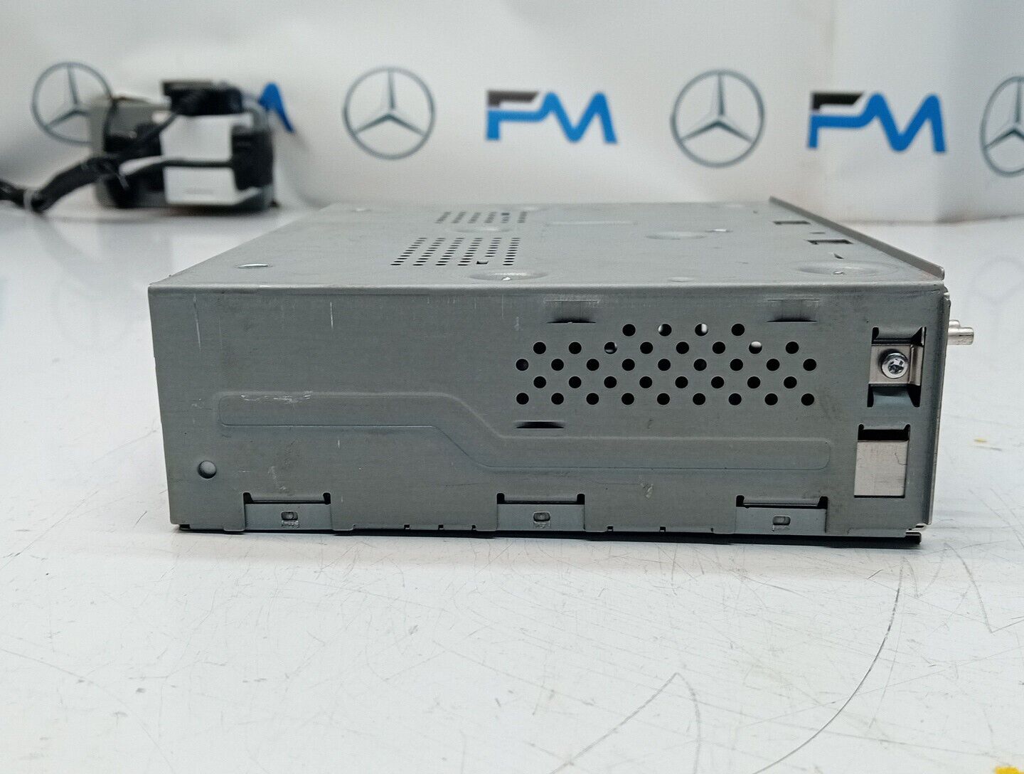 Mercedes Glc C E Class Radio Tuner Box W253 W205 W213 14-21 A2229008911 FM295