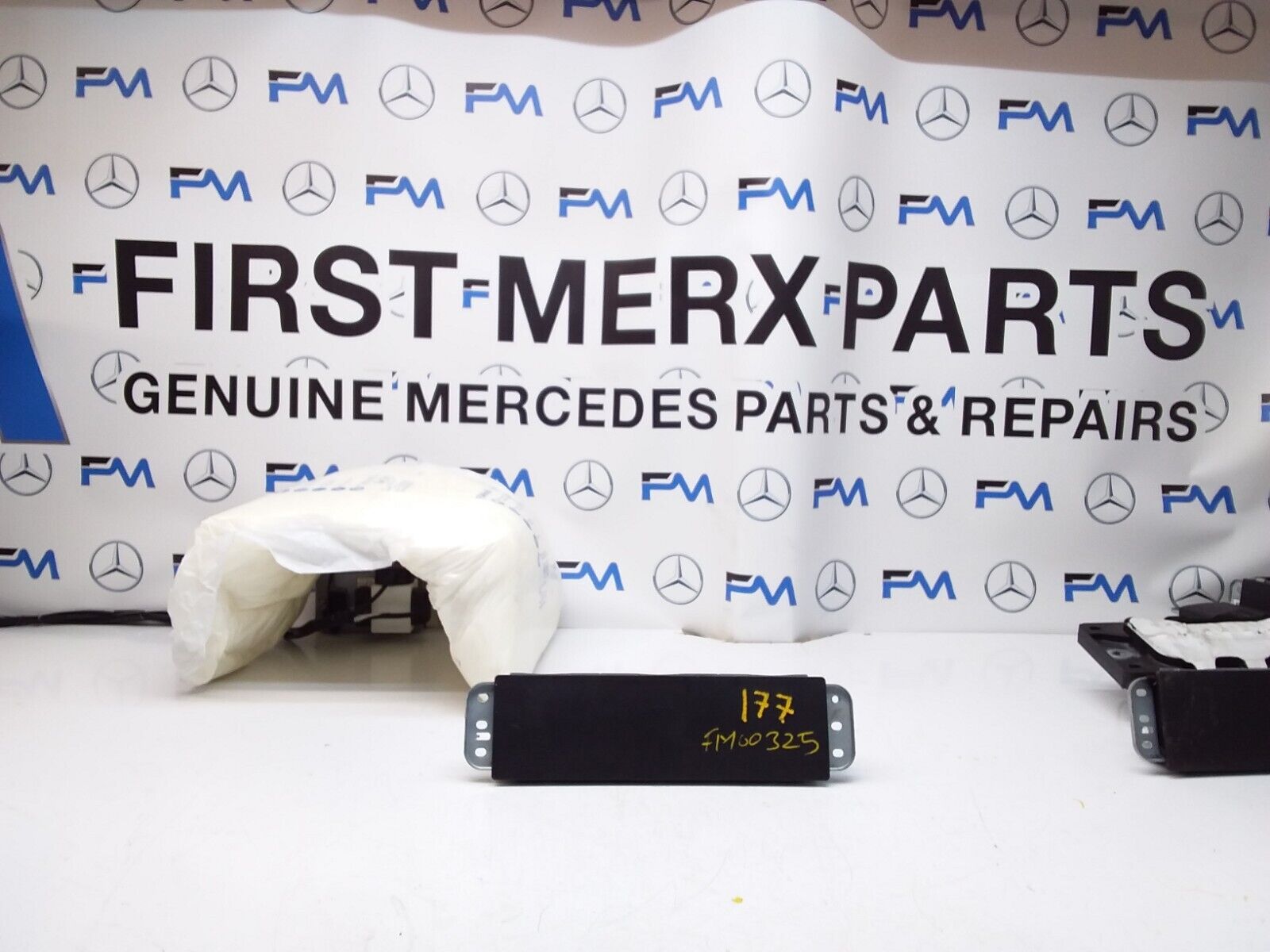 2019 MERCEDES BENZ A-CLASS W177 DRIVER SIDE KNEE AIRBAG A1778600102 FM00325