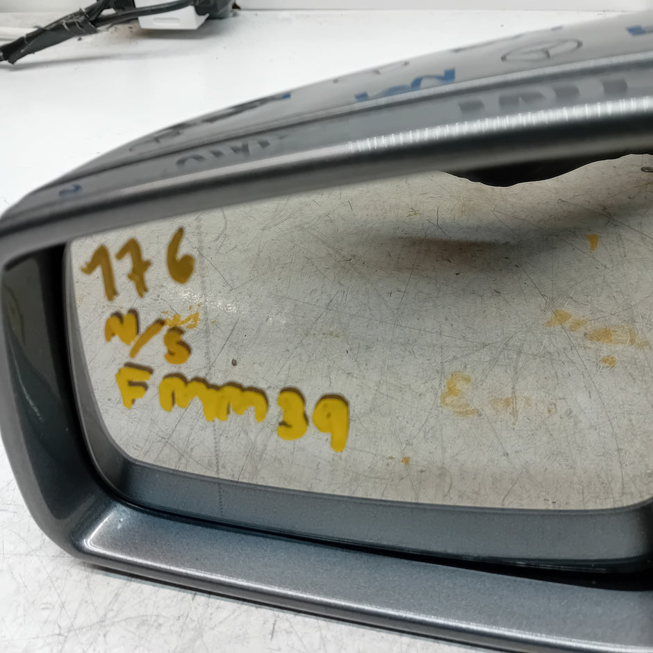 MERCEDES A-CLASS  W176 PASSENGER SIDE WING MIRROR A1768100116 SILVER FMM39