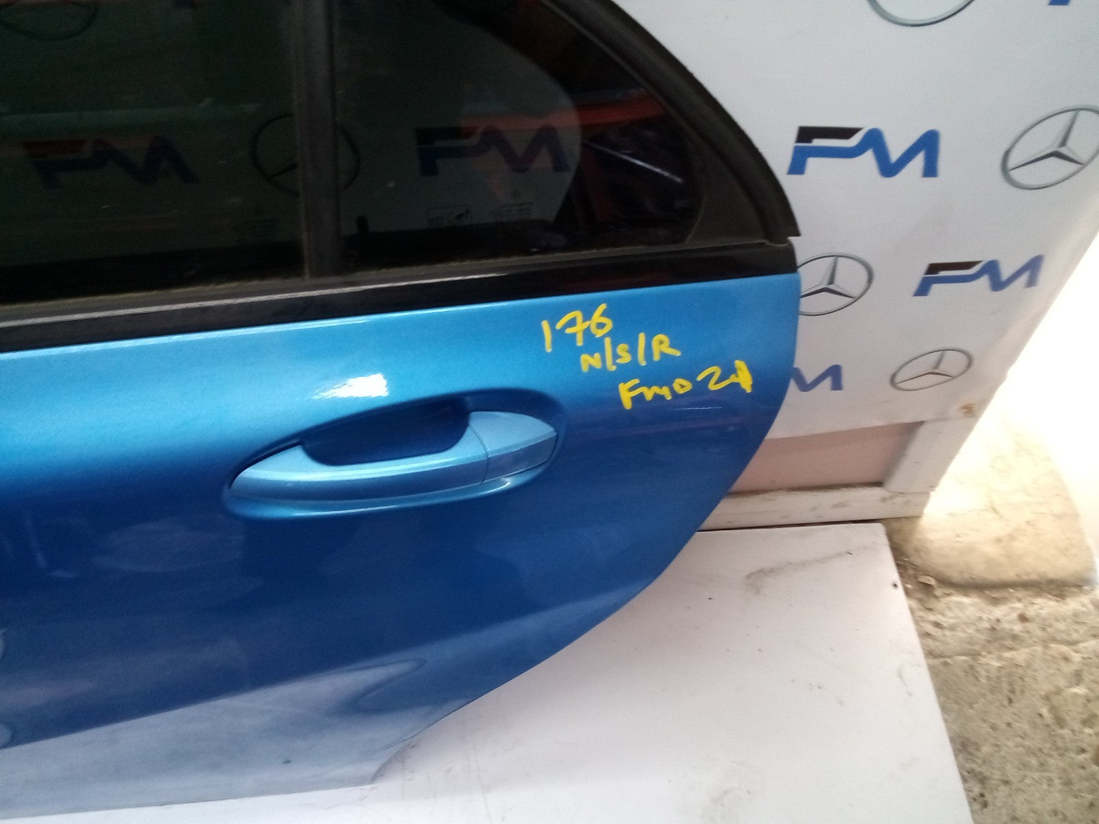 MERCEDES BENZ A CLASS W176 PASSENGER SIDE REAR DOOR ( NEAR SIDE REAR ) FMD21