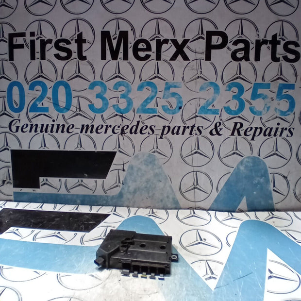 MERCEDES BENZ C CLASS W205 FUSE BOX RELAY DISTRIBUTION BOX A2055402850
