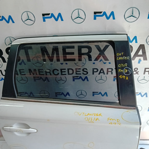 MITSUBISHI OUTLANDER MK3 DRIVER REAR DOOR OSR 2013 WHITE COMPLETE FMD493