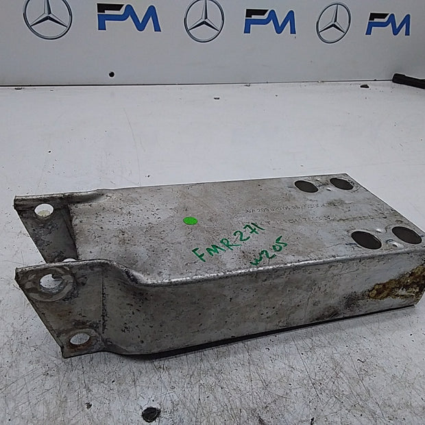 MERCEDES C-CLASS W205 BUMPER REINFORCEMENT BRACKET RIGHT SIDE A2056200495 FMR271