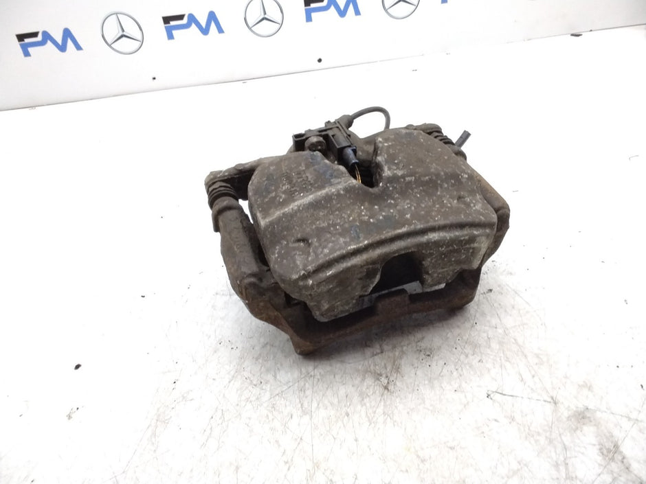 MERCEDES  C-CLASS W205 BRAKE CALIPER FRONT RIGHT  SIDE  FMR146 A2054210001