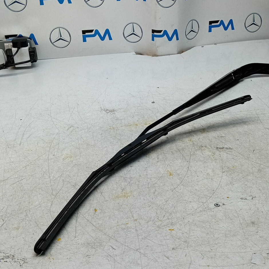 MITSUBISHI OUTLANDER MK3 FRONT   WIPER WINDSCREEN ARM 8251 FM001596