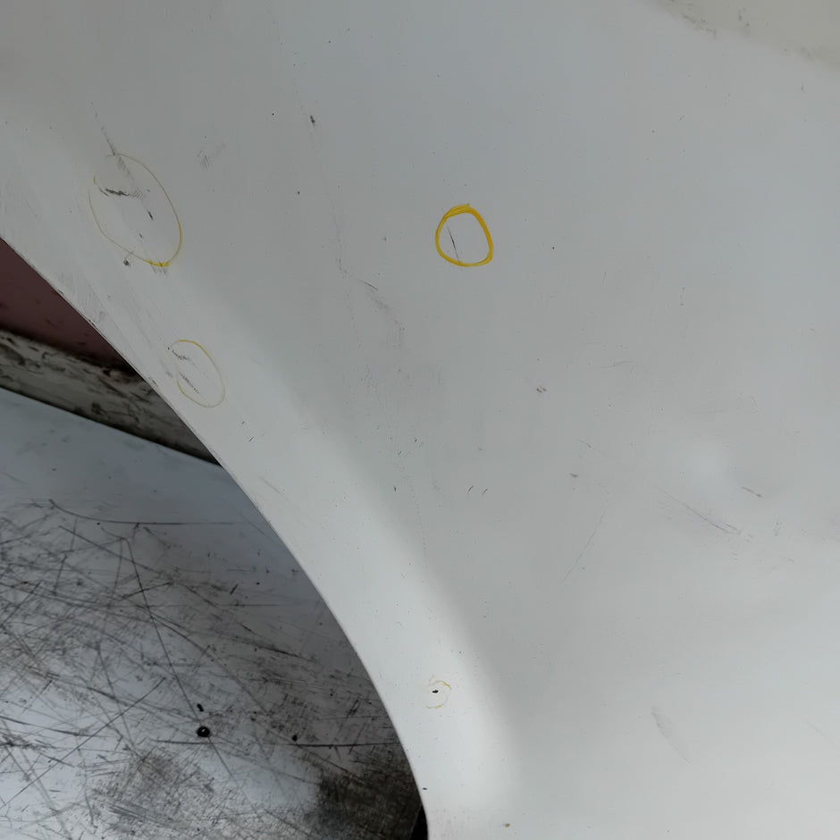 MERCEDES C-CLASS W204 SLN DRIVER REAR DOOR OSR WHITE COMPLETE 2009-2014 FMD436