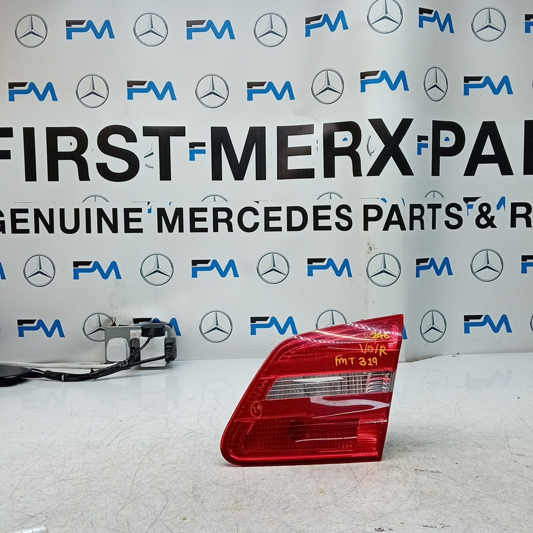 MERCEDES BENZ B-CLASS INNER DRIVER REAR TAIL LIGHT IOR  2015 A2468200864 FMT319