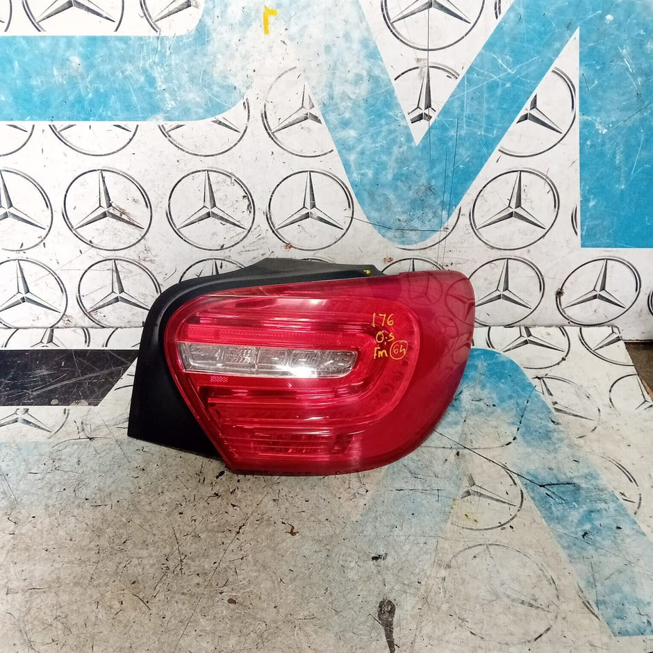 MERCEDES A45 AMG 2012-17 DRIVERS RIGHT REAR TAIL LIGHT LAMP A1769062400