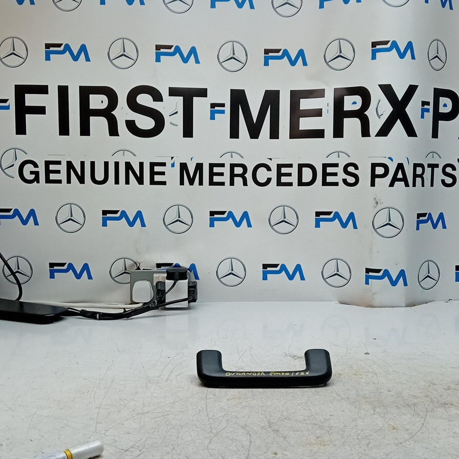 MITSUBISHI OUTLANDER MK3 LEFT OR RIGHT ROOF HANDLE BLACK FM001626