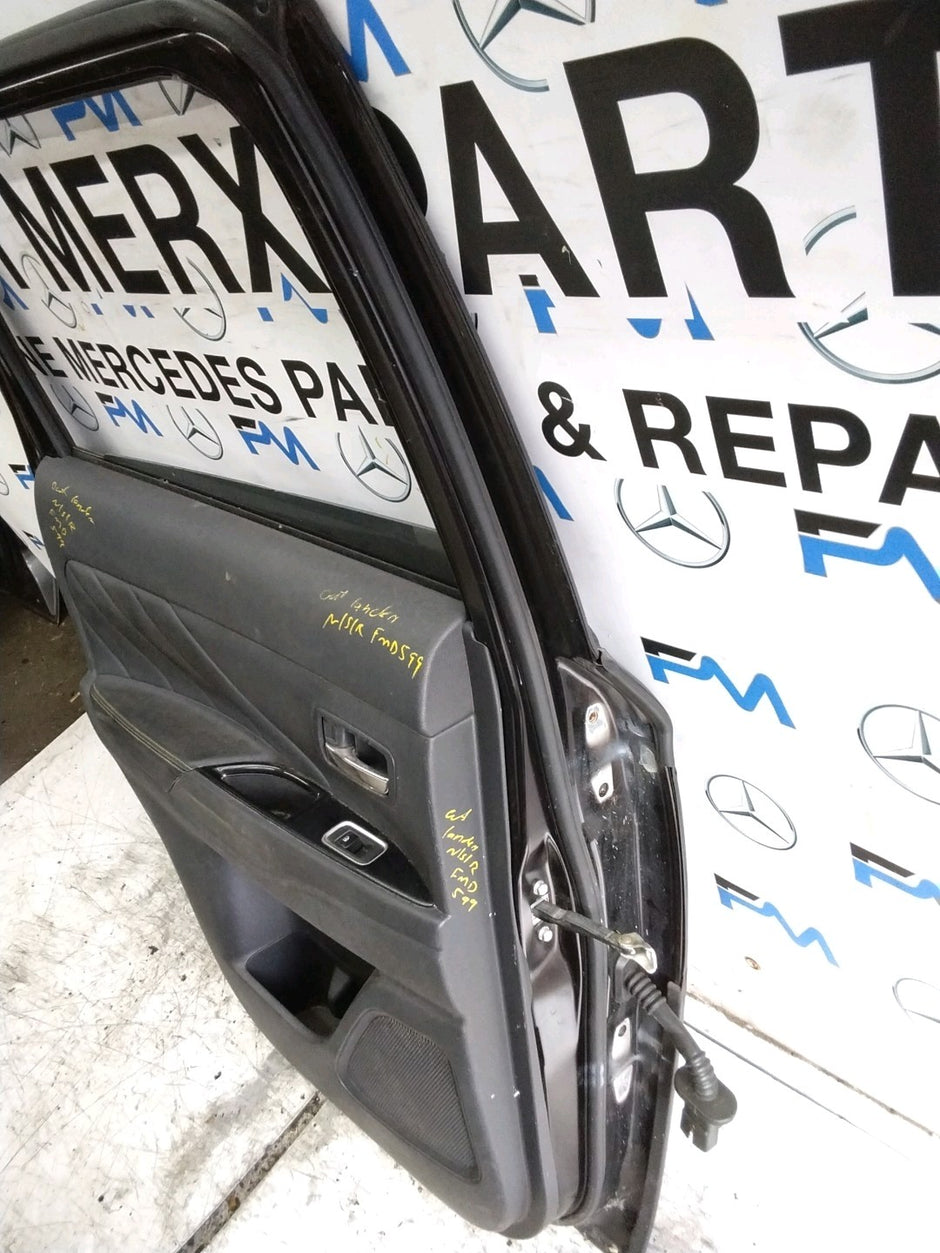MITSUBISHI OUTLANDER PASSENGER REAR DOOR NSR BLACK   FMD599
