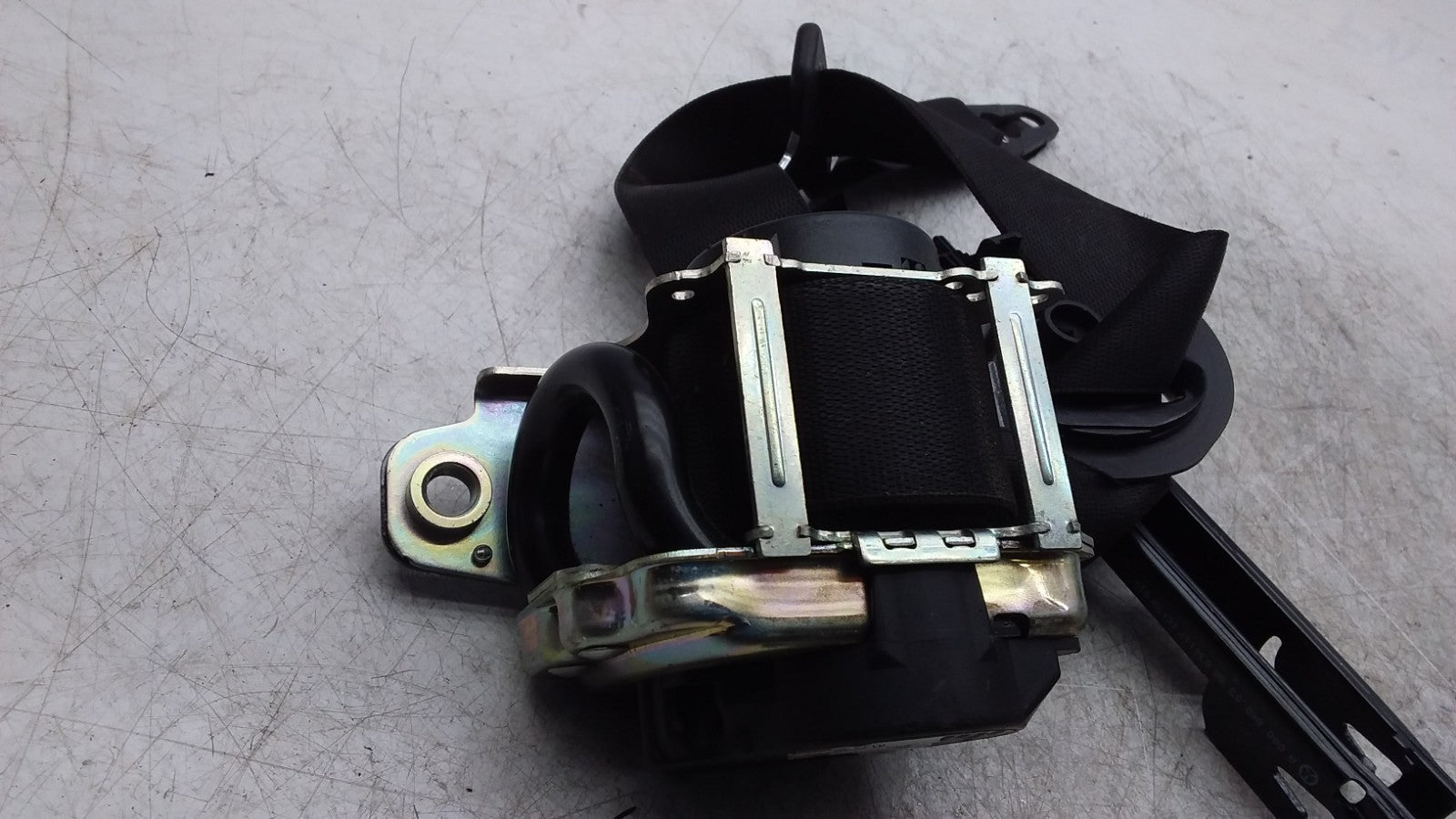  MERCEDES C-CLS W205 SEAT BELT FRONT LEFT PASSENGER SIDE NSF A2058600185 FMS515