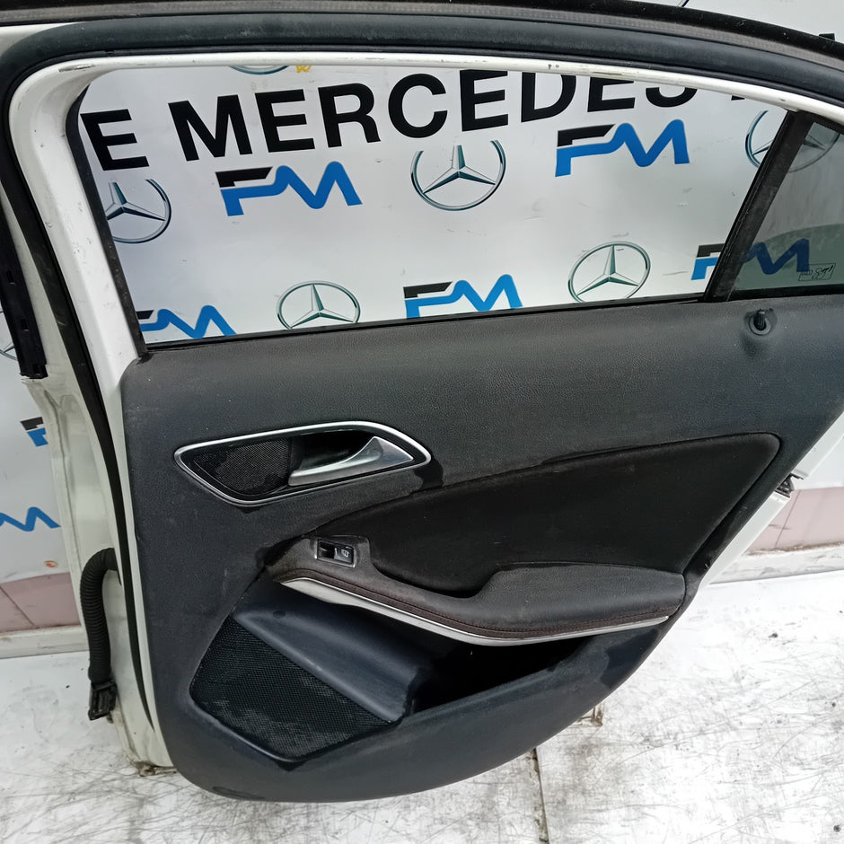 MERCEDES A-CLASS W176 SLN DRIVER REAR DOOR OSR WHITE 2012-18 COMPLETE FMD266