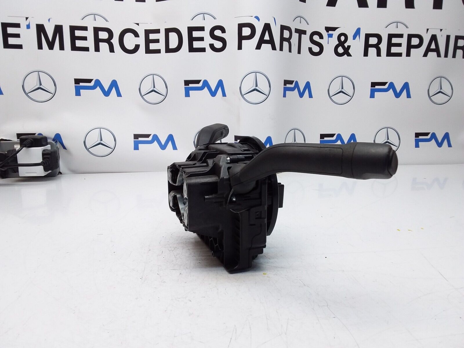 Mercedes  A-CLASS W177 INDICATOR/WIPER GEAR SELECT + SQUIB 10139371 2019 FM00527