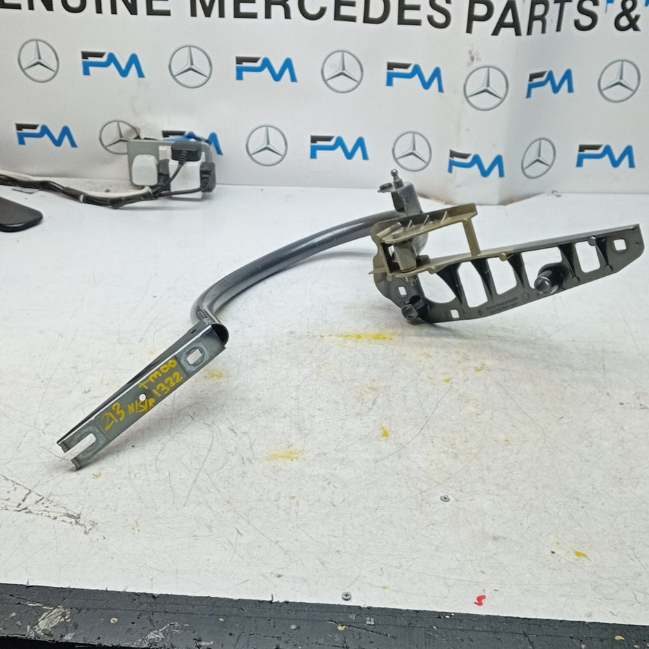 MERCEDES BENZ E-CLASS W213 TAILGATE PASSENGER SIDE HINGES A2137500328 FM001322
