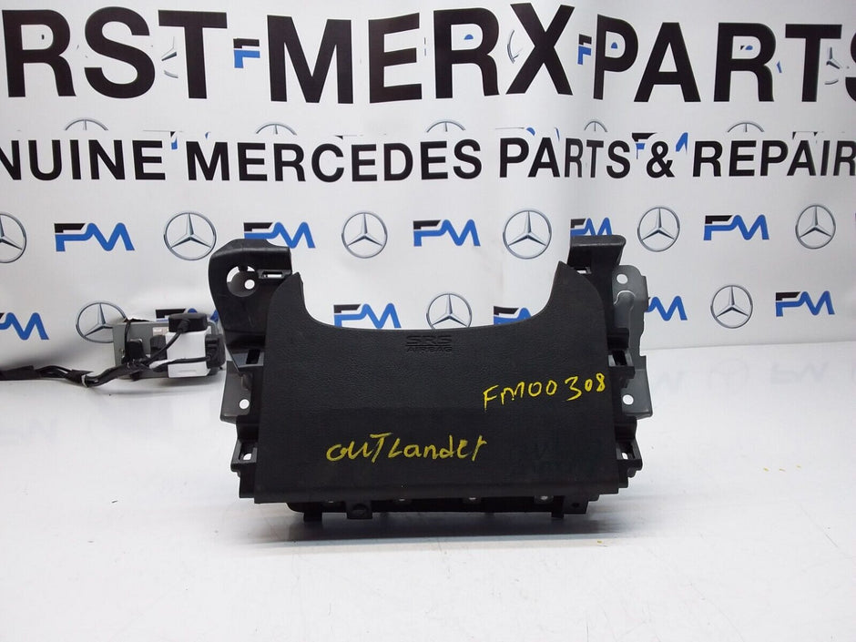 MITSUBISHI OUTLANDER MK3 KNEE AIR SRS BAG RIGHT DRIVER SIDE 7030A-31754 FM00308