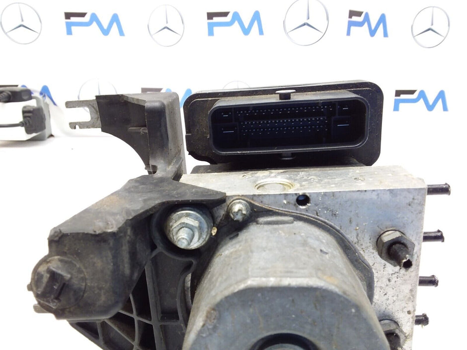 MERCEDES CLA W246 ABS PUMP MODULE CONTROL UNIT A2464300210 FM00436