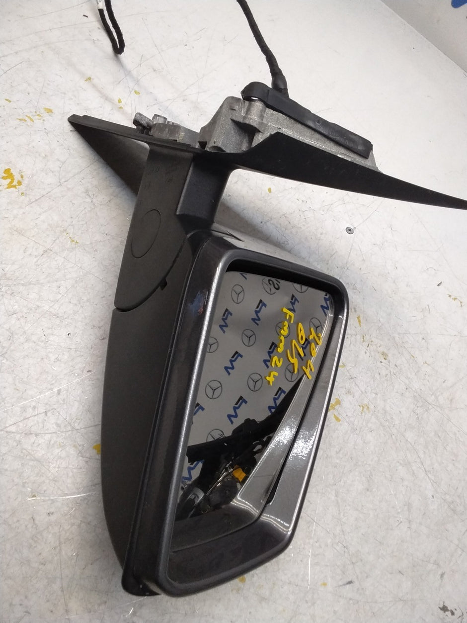MERCEDES C-CLASS  W204 DRIVER SIDE WING MIRROR A1708100216 GREY FMM24