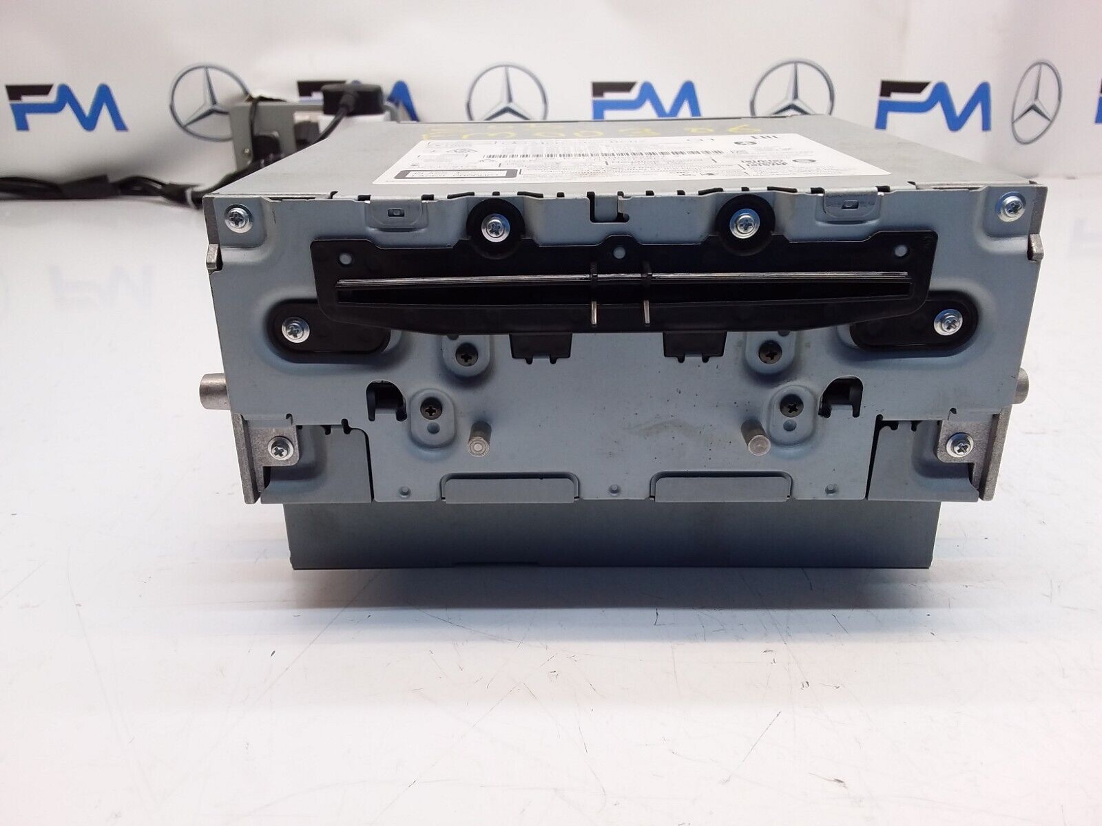 MERCEDES BENZ C CLASS W205 2017 RADIO CD  STEREO HEAD UNIT  A2059005036 FM00306