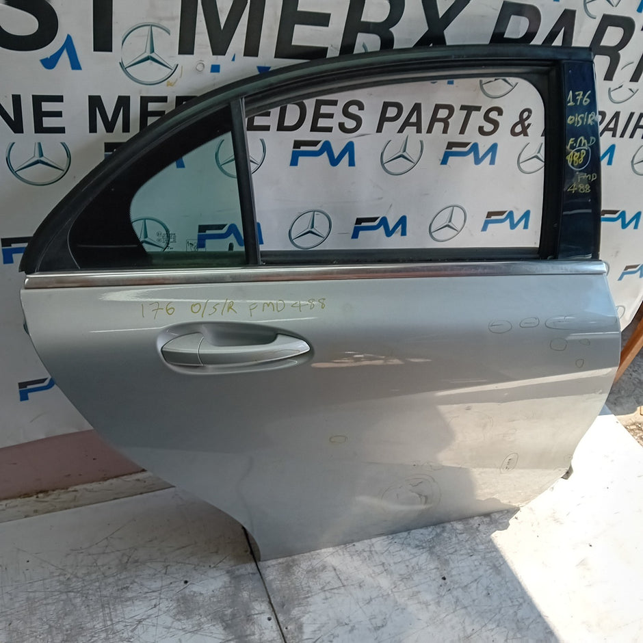 MERCEDES BENZ  A-CLASS W176 DRIVER REAR DOOR OSR 2012 SILVER COMPLETE FMD488