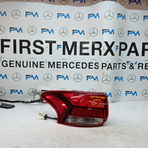MITSUBISHI OUTLANDER MK3 PASSENGER REAR OUTER TAIL LIGHT 2014 FMT315