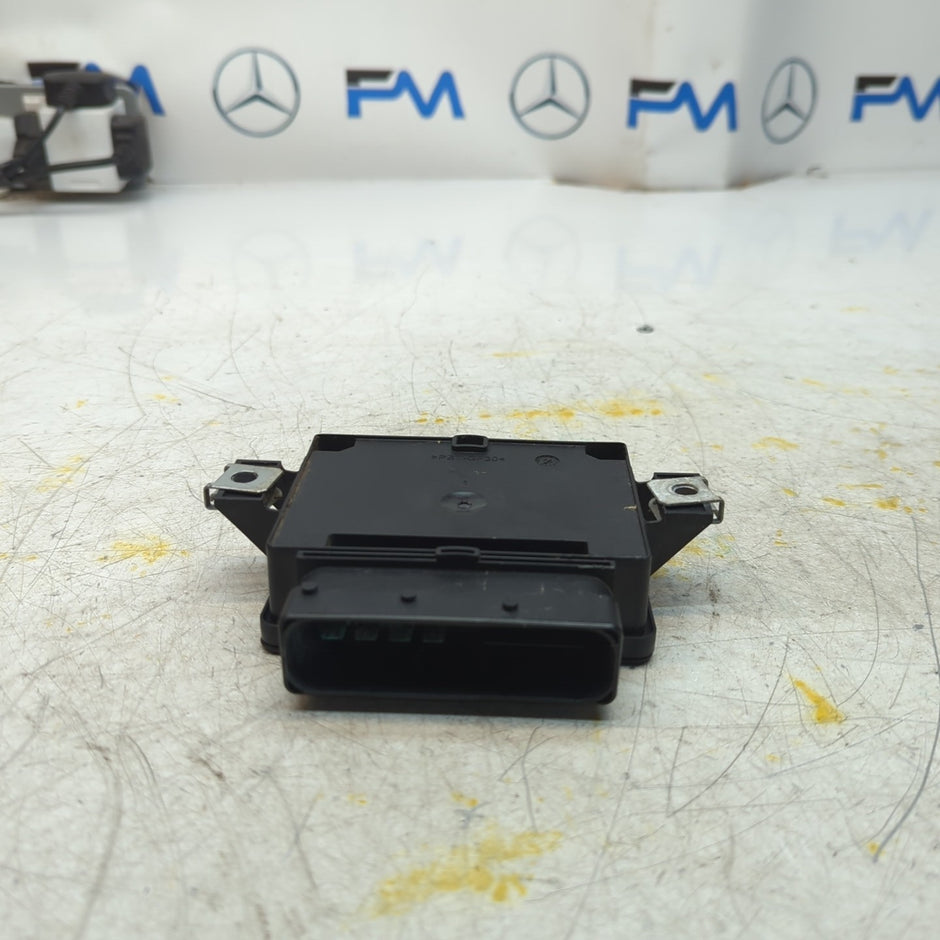 MERCEDES B-CLASS PARKING BRAKE CONTROL UNIT W166 A1669002700 FM001365