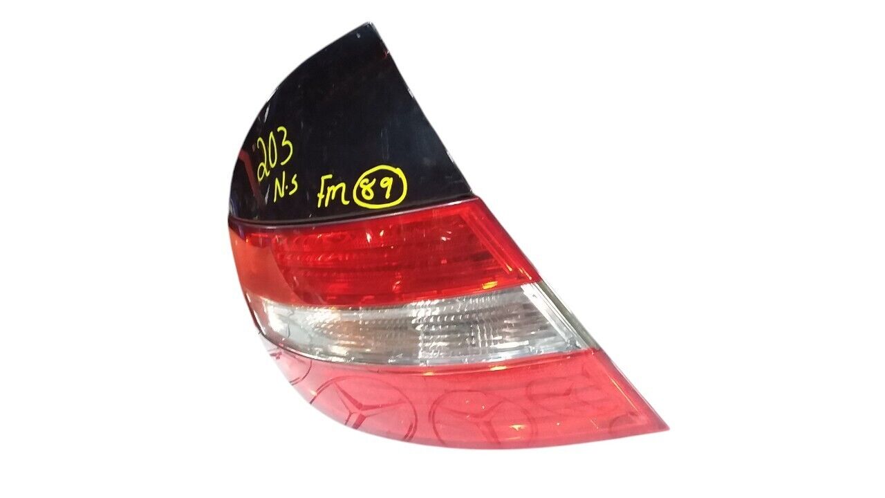 Mercedes-Benz C-Class CLC W203 Passengers Side Rear Light A2038205164 FM89