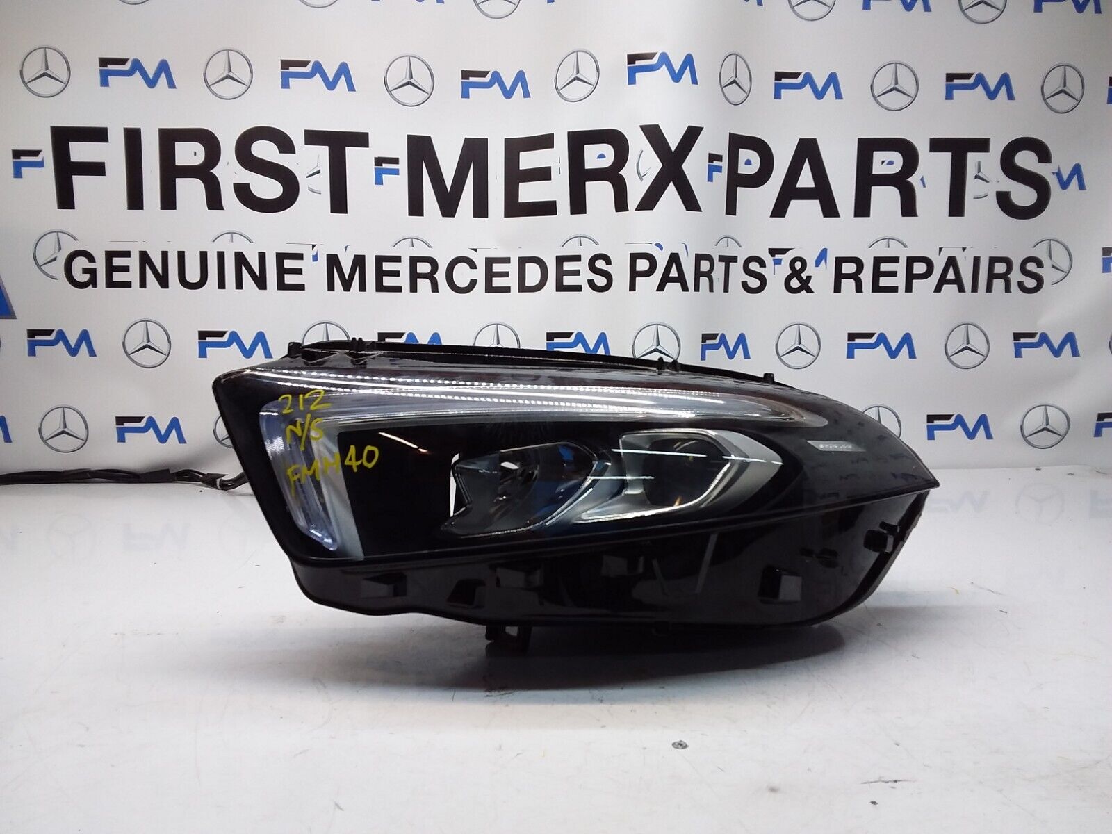 2014 MERCEDES E-CLASS W212 N/S Passenger Side Front Headlight FMH40 LED HIGH
