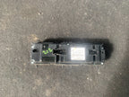 MERCEDES E CLASS HEATER AC CLIMATE CONTROLS A2129008711 09-16