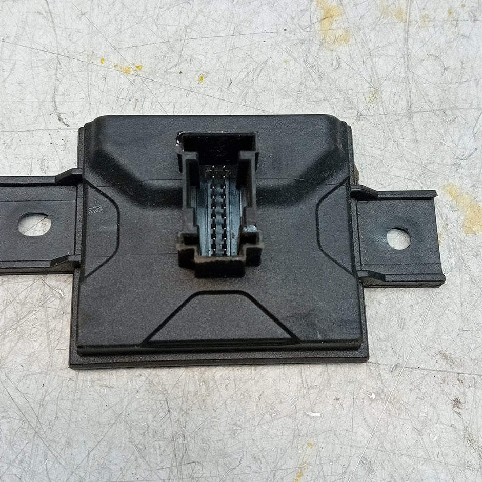 MERCEDES S CLASS W222  REAR CAMERA CONTROL MODULE ECU A2229000905 FM001252