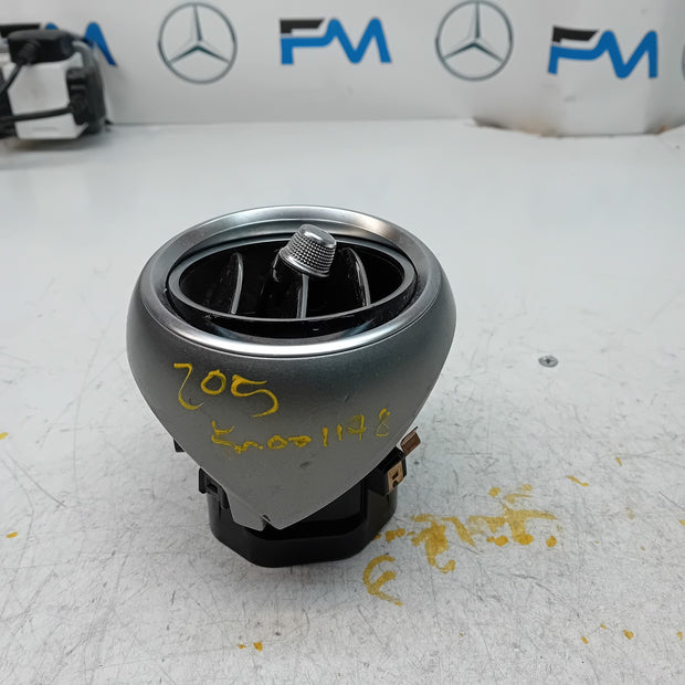 MERCEDES C-CLASS W205 DASHBOARD AIR VENT DRIVER SIDE 2014 A2058304400 FM001178