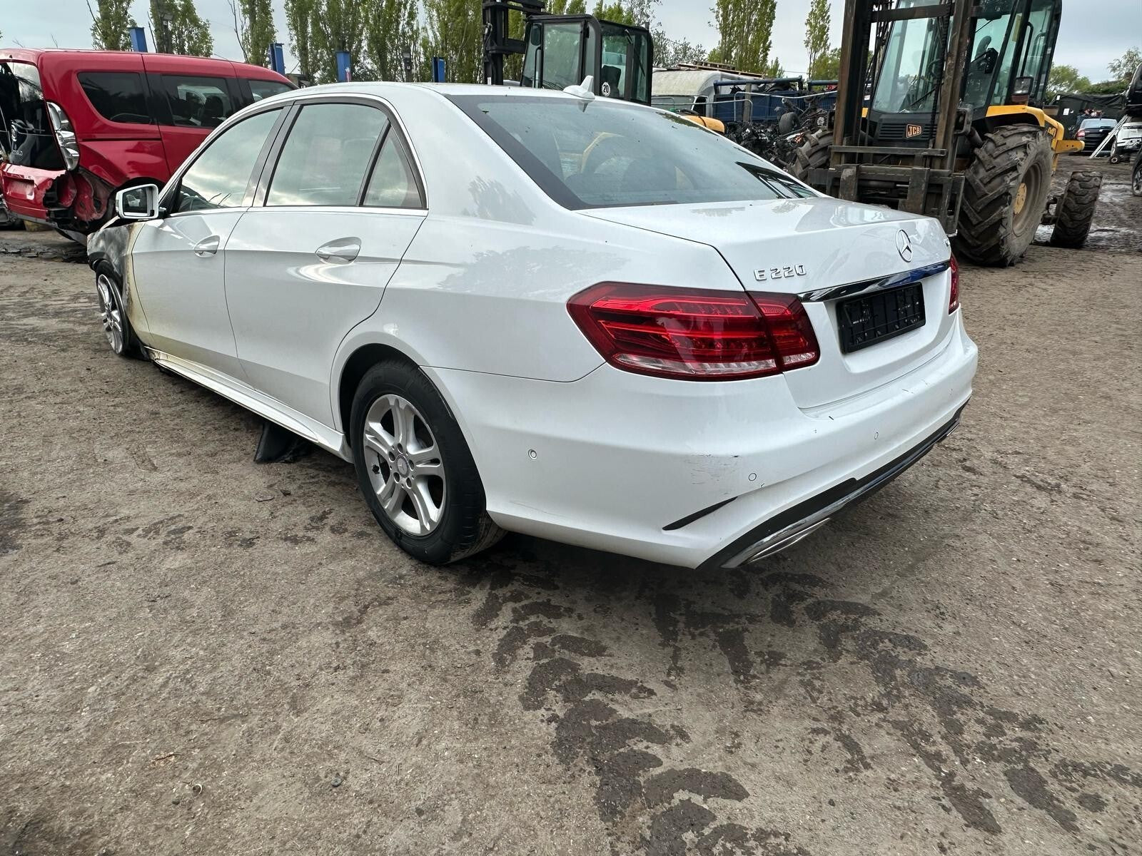 MERCEDES BENZ E-CLASS W212 /BREAKING- HEAD LIGHT , TAIL LIGHT & WING MIRROR