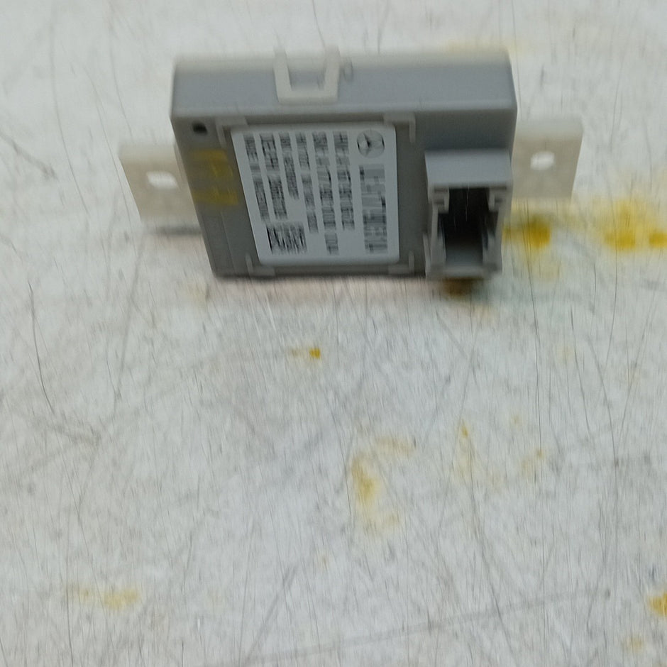 MERCEDES A-CLASS W177 2015  LIGHT CONTROL UNIT  A1779005104  FM001337