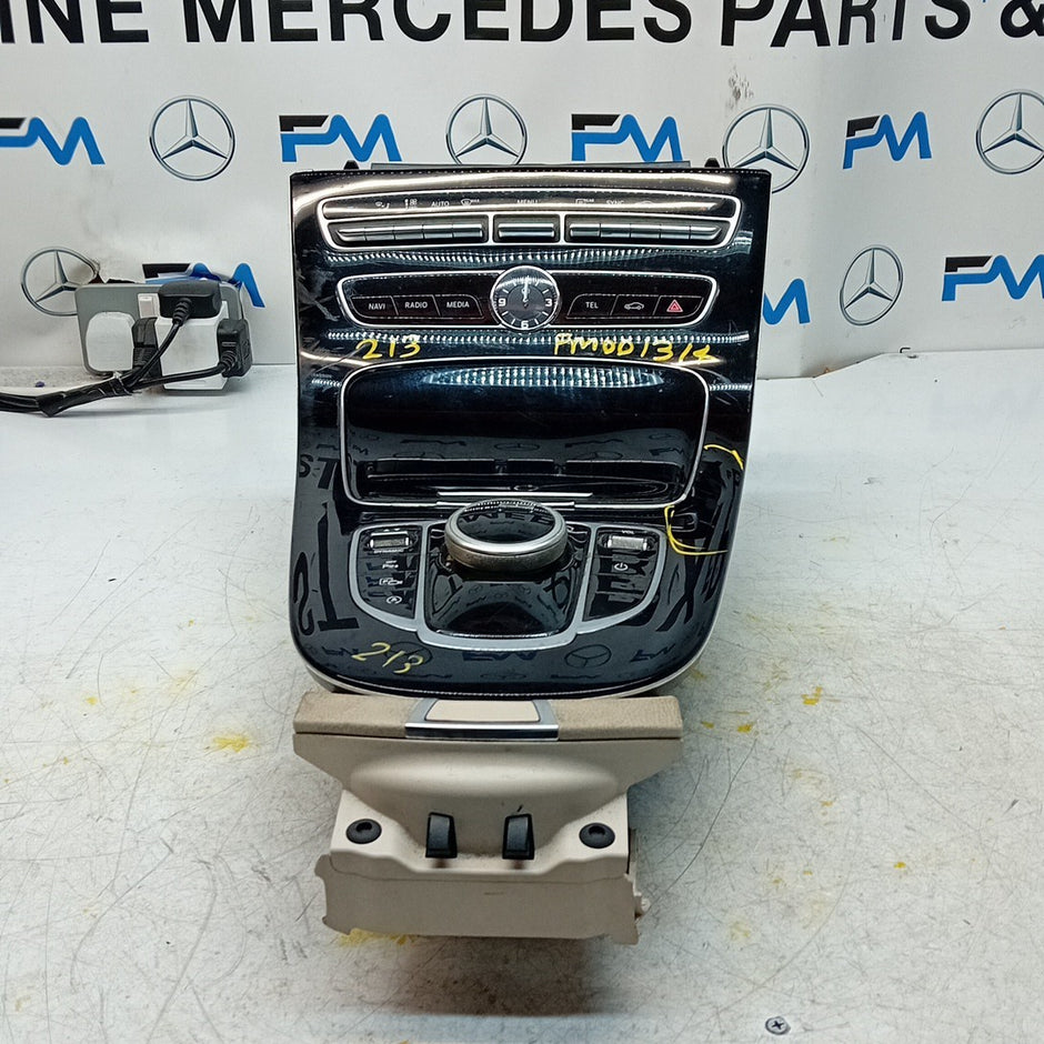  MERCEDES E-CLASS W213 CLIMATE & CENTRE CONSOLE A2138100815  COMPLETE FM001314