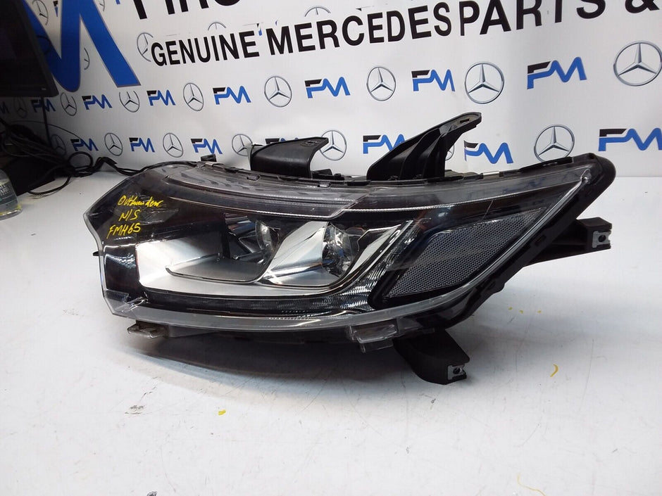 MITSUBISHI OUTLANDER MK3 2015 HEADLIGHT PASSENGER SIDE LEFT L0094N 08V2 FMH65