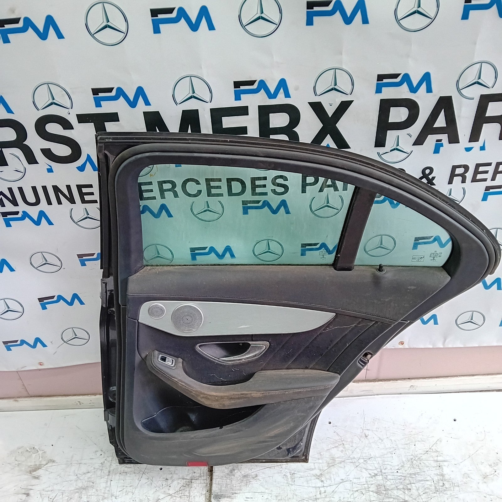 MERCEDES BENZ C-CLASS W205 DRIVER SIDE REAR DOOR O/S/R  GREY FMD131