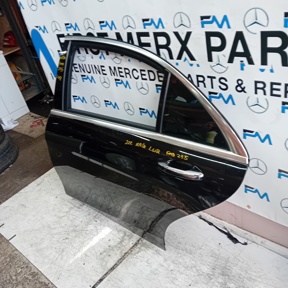 MERCEDES S-CLASS W222 SLN PASSENGER REAR DOOR NSR BLACK 2014 ON COMPLETE FMD295