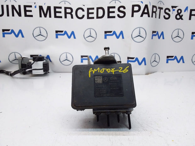 MERCEDES C-CLASS W205 ABS PUMP MODULE CONTROL UNIT A2539011400 FM00426