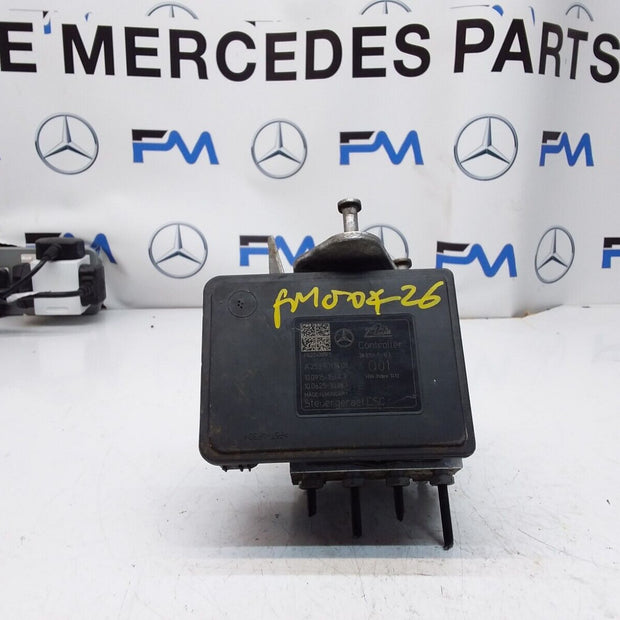 MERCEDES C-CLASS W205 ABS PUMP MODULE CONTROL UNIT A2539011400 FM00426