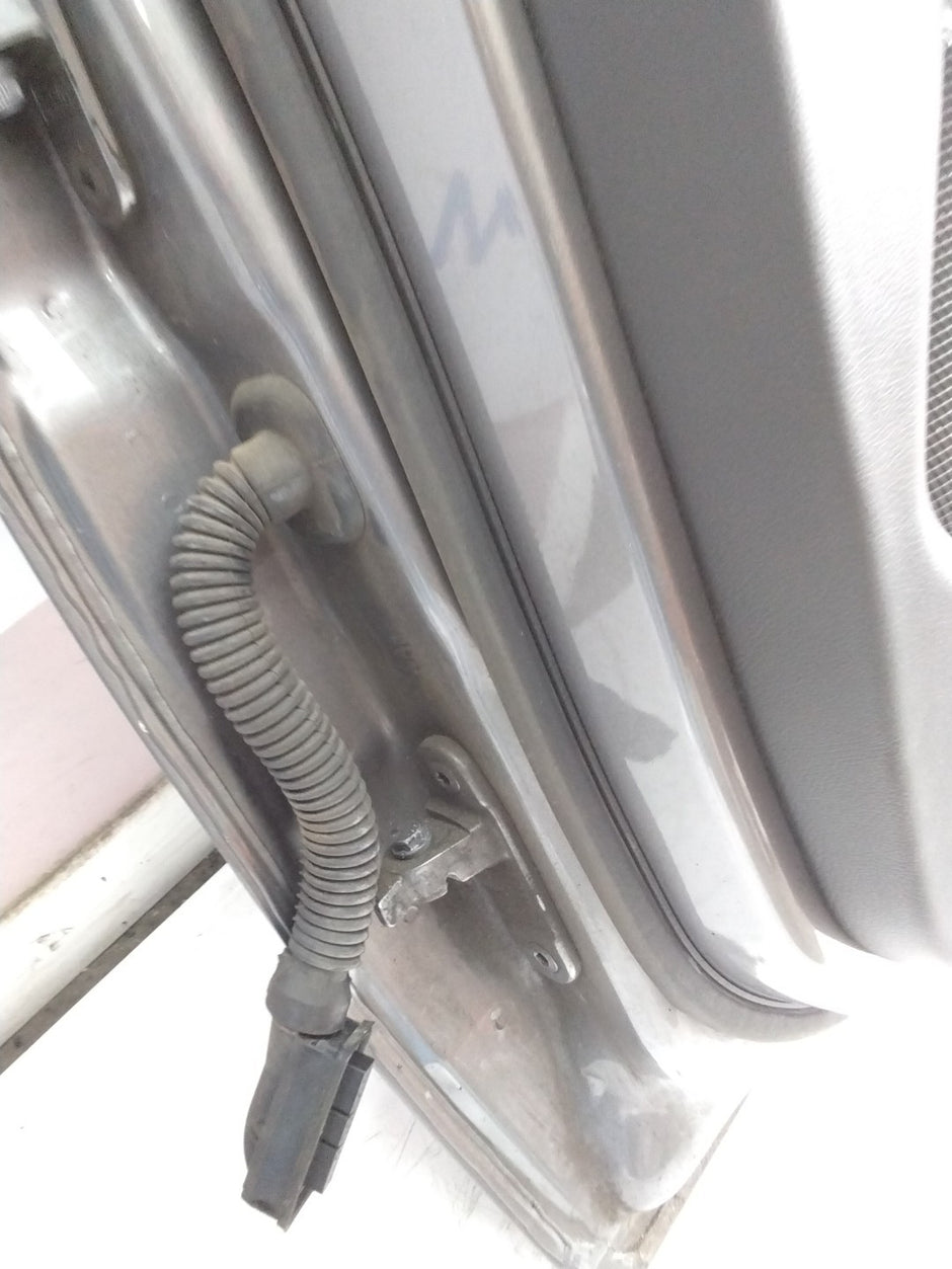 MERCEDES BENZ  A-CLASS W176 DRIVER SIDE REAR DOOR N/S/R COMPLETE GREY FMD55