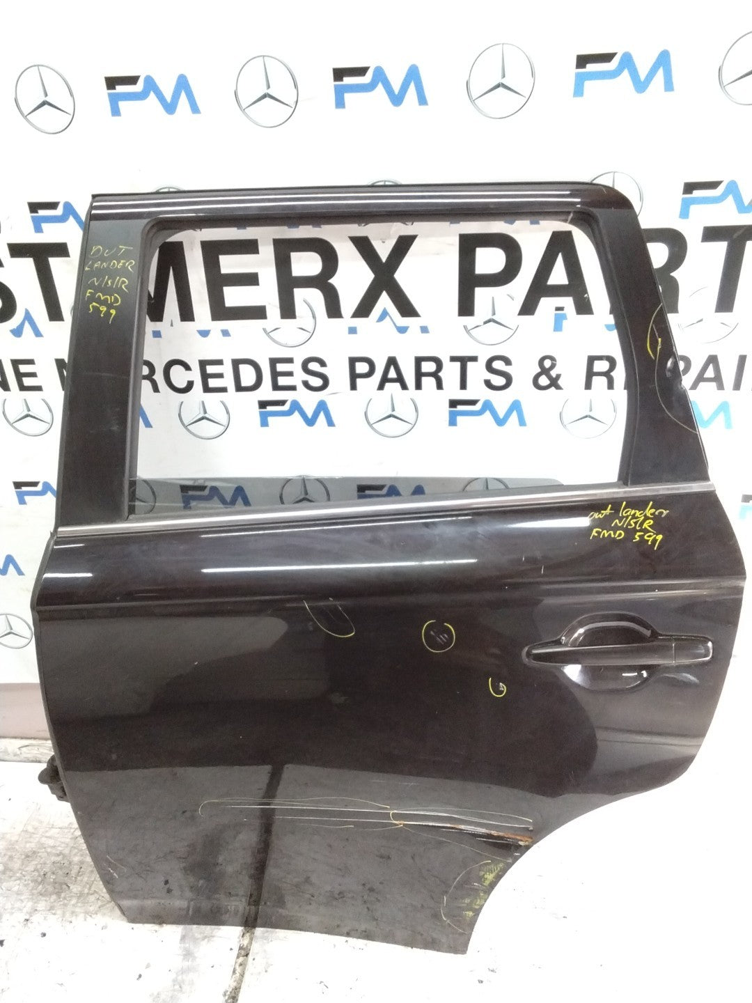 MITSUBISHI OUTLANDER PASSENGER REAR DOOR NSR BLACK   FMD599