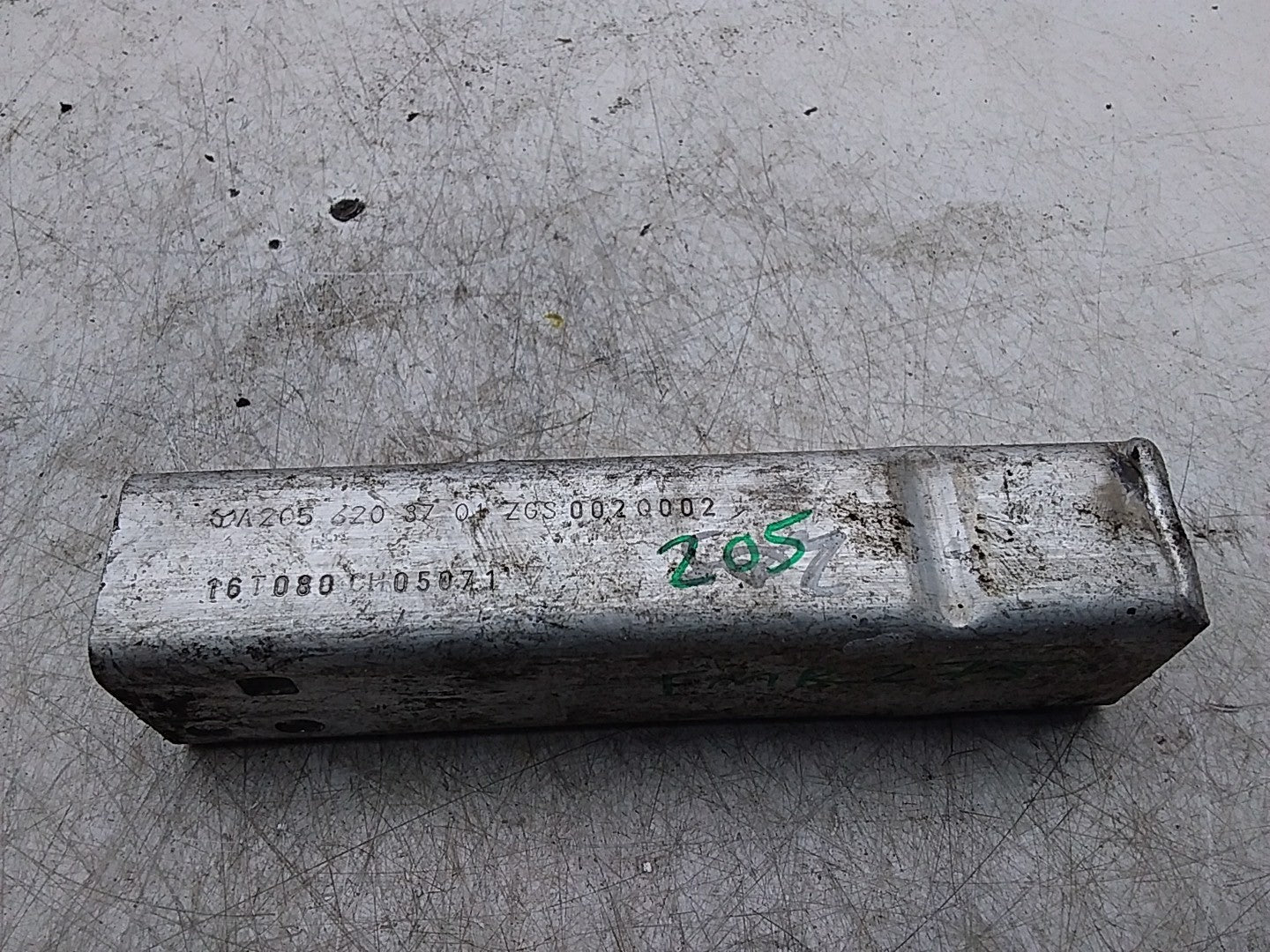 MERCEDES C-CLASS W205 LOWER CRASH REINFORCEMENT ABSORBER A2056203701 FMR275