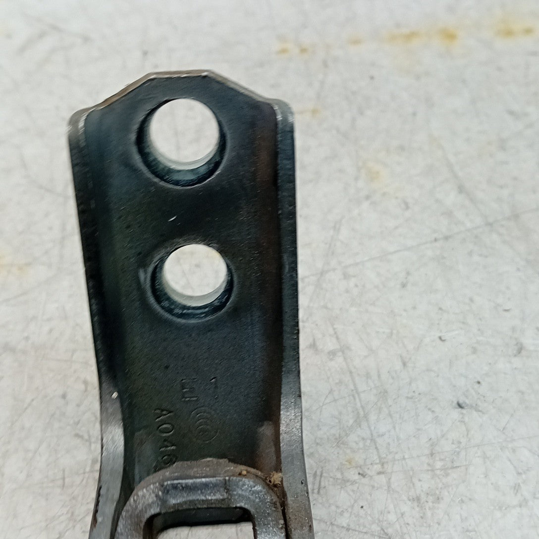MITSUBISHI OUTLANDER MK3  FRONT DOOR HINGE PANEL E1 A046834 FM001643