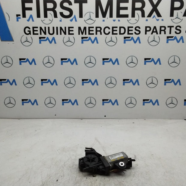 MERCEDES E-CLASS W238 FRONT DRIVER SIDE SEAT BELT RETRACTOR A2058600282 FMR117
