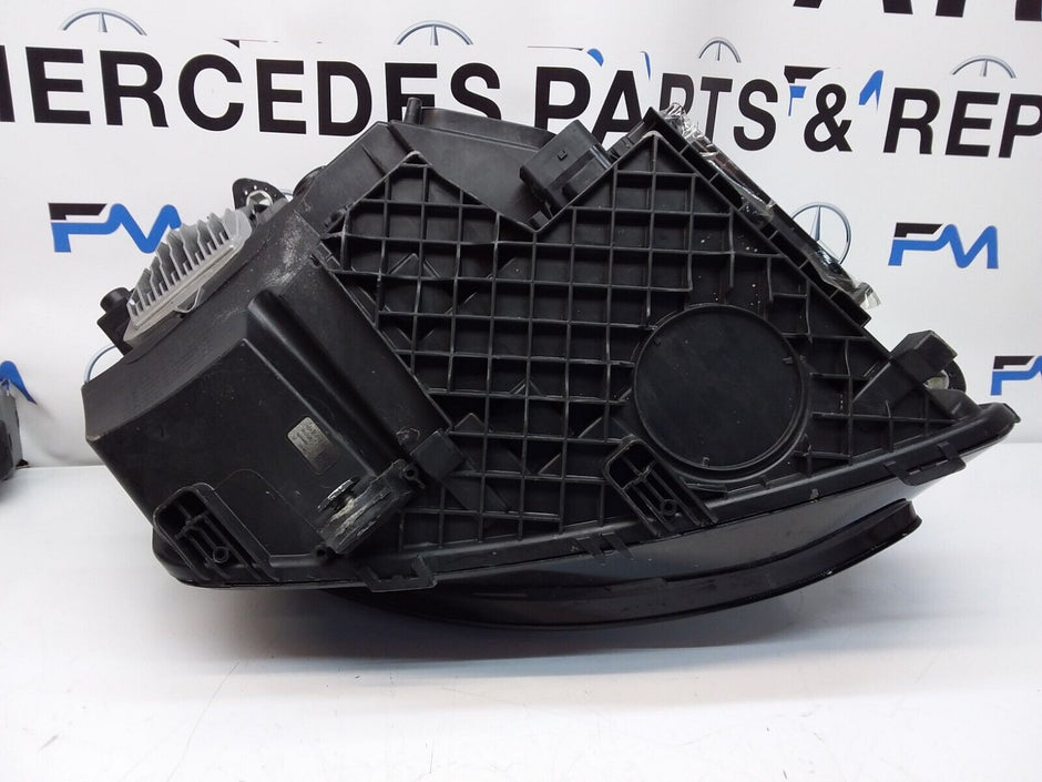 2017 MERCEDES A CLASS W253 N/S Passenger Side Front Headlight A2539065101 FMH1