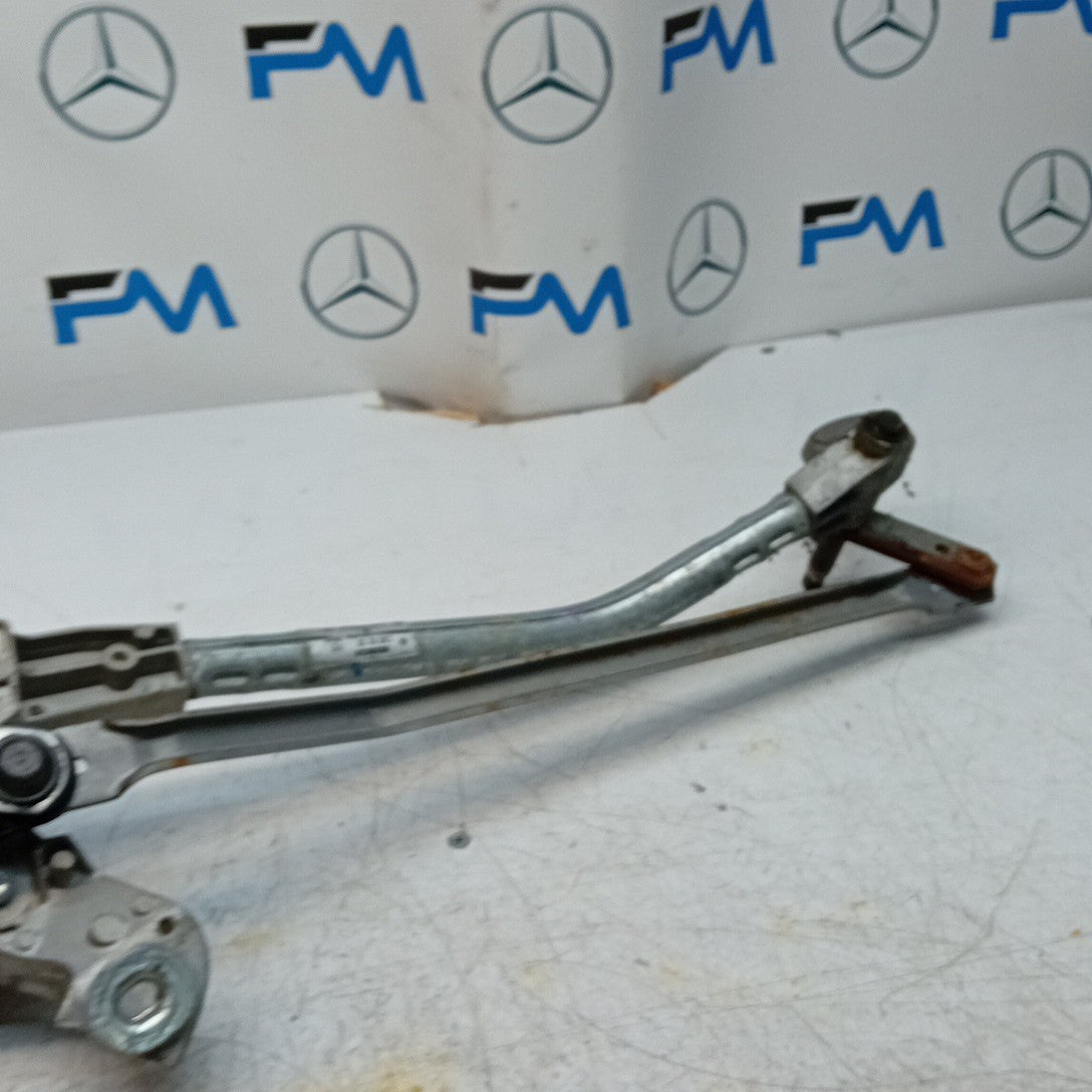 MERCEDES BENZ C-CLASS W204 WIPER MOTOR FRONT AND LINKAGE A2048201140 FM001601