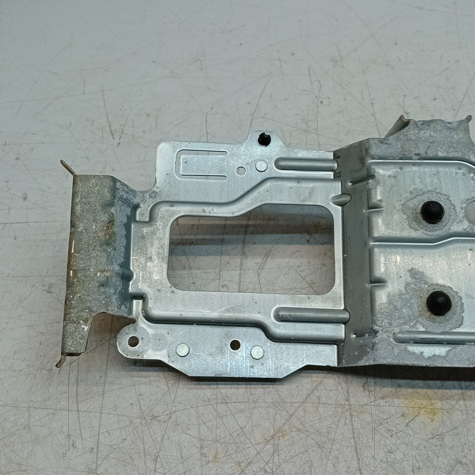 MERCEDES W205 GLC S C CLASS BRACKET ADBLUE CONTROL MODULE  A2125459440 FM001556