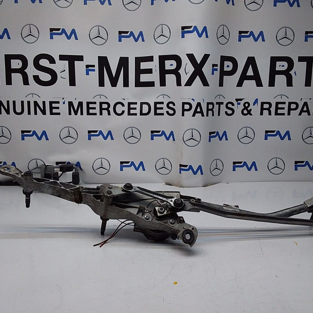 MERCEDES C-CLASS WIPER MOTOR & LINKAGE FRONT A2048201140 W204 2010-2015 FM00199